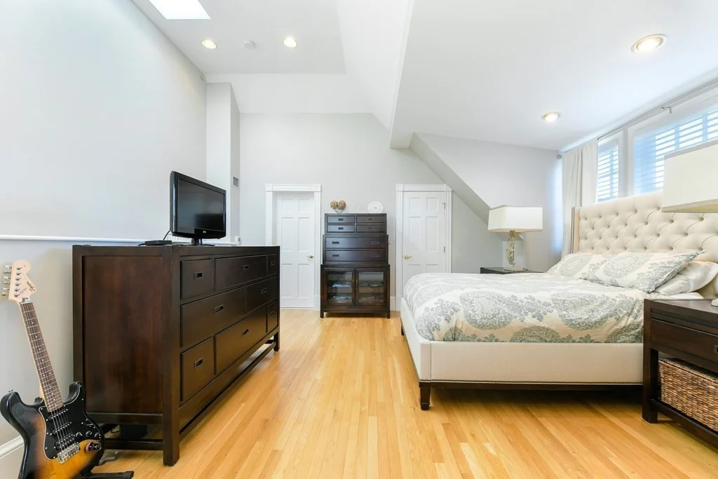 3 bed, 2.5 bath apartment for rent at 92 Constitution Rd Unit 92, Charlestown — photo 3 of 28