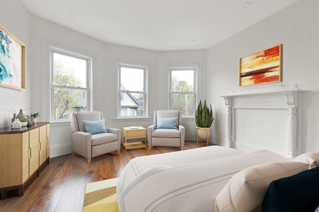 4 bed, 2 bath apartment for rent at 92 Day Unit 1, Jamaica Plain — photo 7 of 20