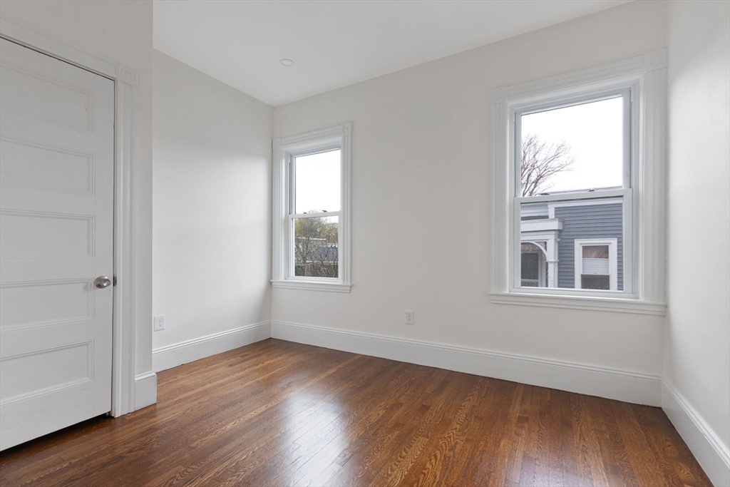 4 bed, 2 bath apartment for rent at 92 Day Unit 1, Jamaica Plain — photo 13 of 20