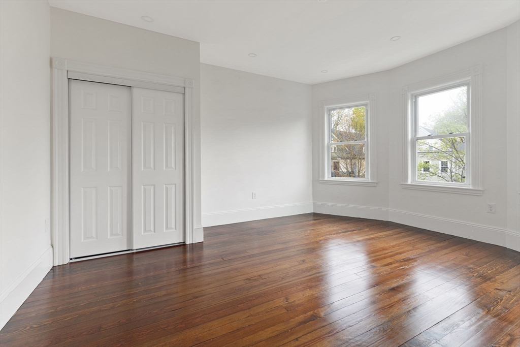 4 bed, 2 bath apartment for rent at 92 Day Unit 1, Jamaica Plain — photo 15 of 20