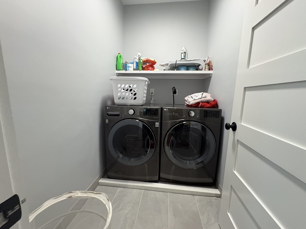 4 bed, 3 bath apartment for rent at 92 Dothan St, Arlington — photo 14 of 28