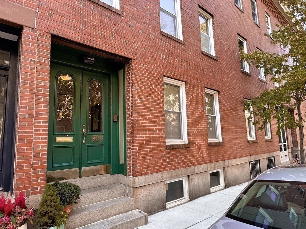 1 bed, 1 bath apartment for rent at 92 Elm St Unit 1, Charlestown — photo 9 of 9