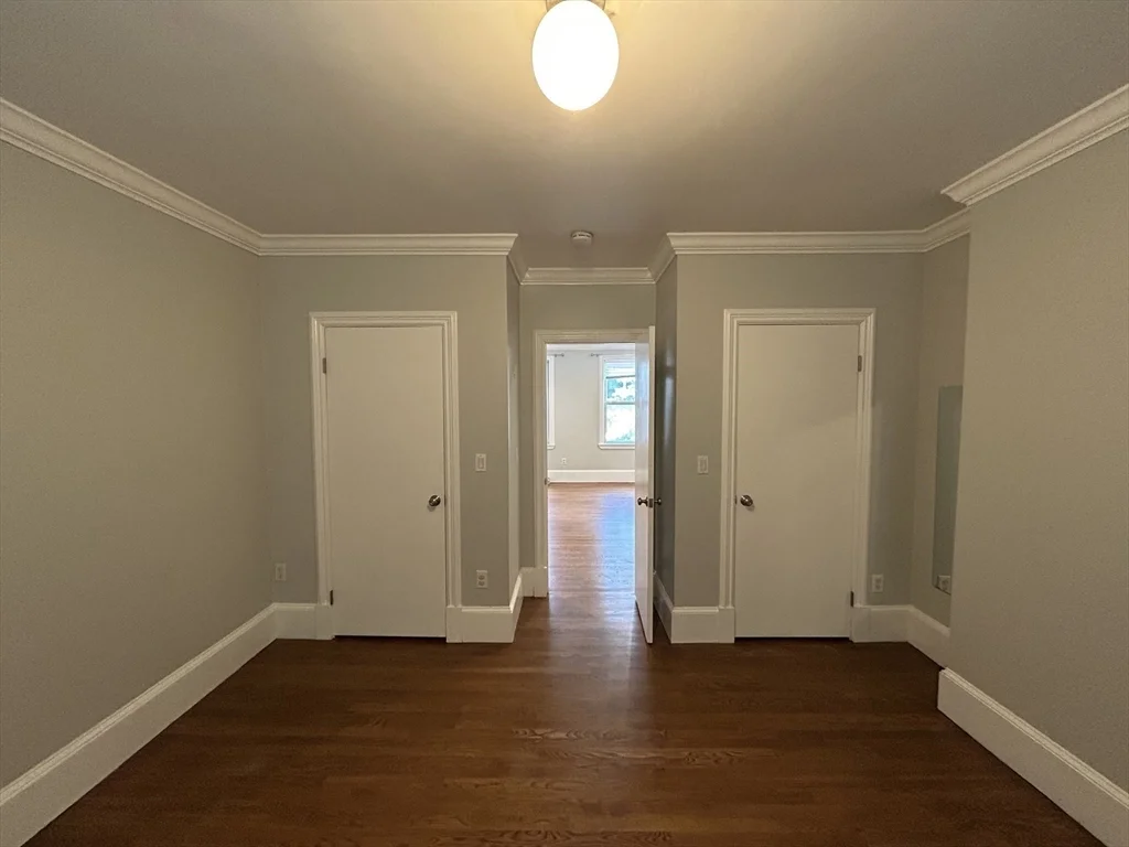 1 bed, 1 bath apartment for rent at 92 Elm St Unit 1, Charlestown — photo 6 of 9