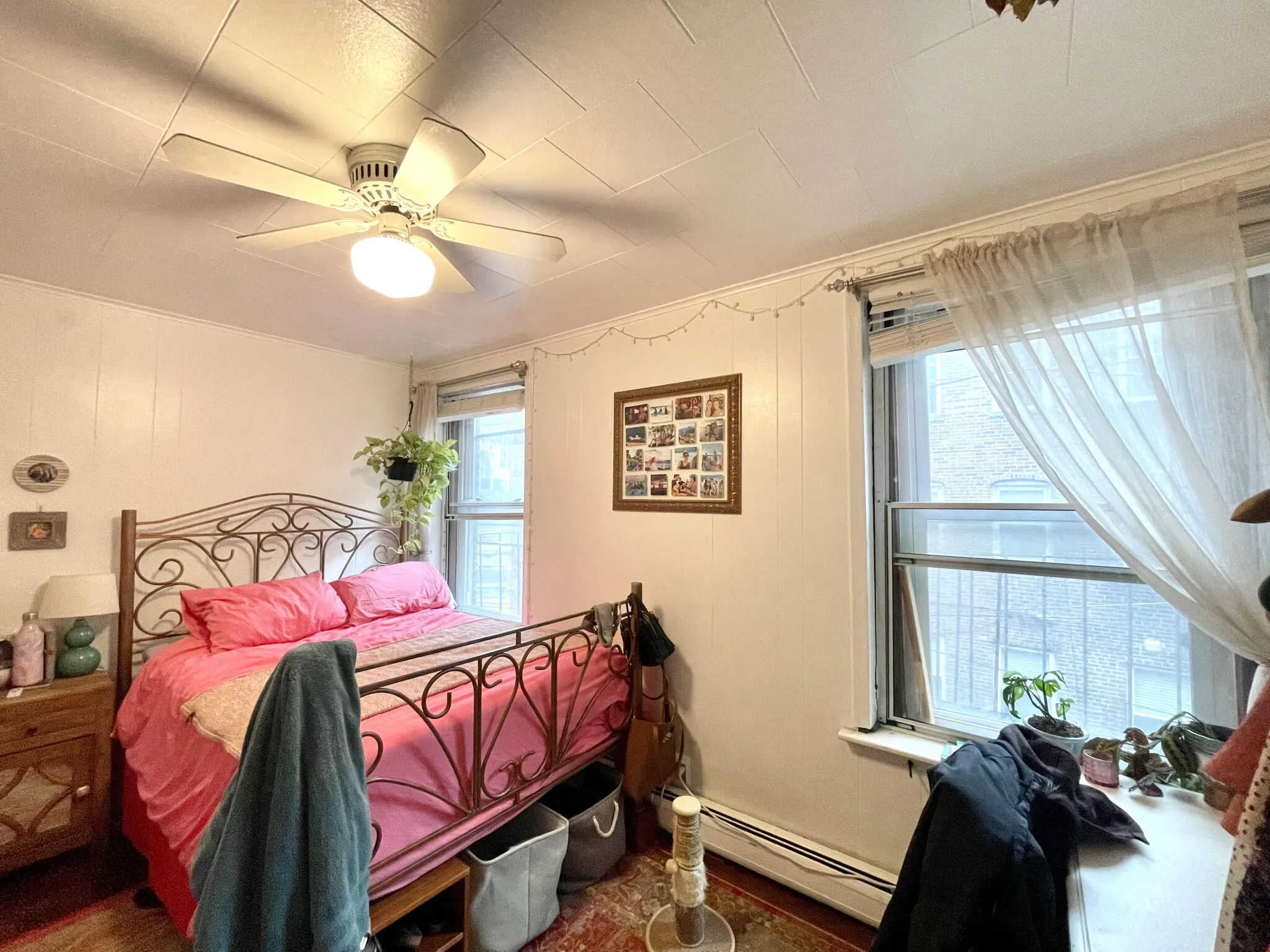 3 bed, 1 bath apartment for rent at 92 Endicott St Unit 2, North End — photo 5 of 8