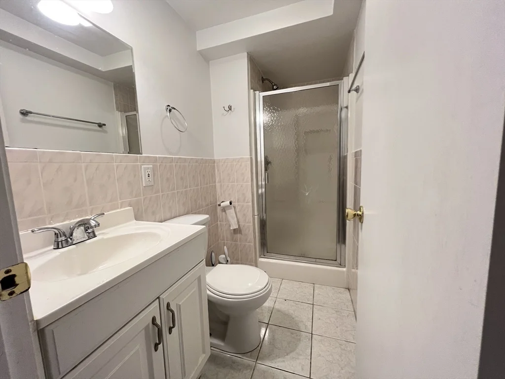 3 bed, 2 bath apartment for rent at 92 Fifer Ln Unit 92, Lexington — photo 20 of 24
