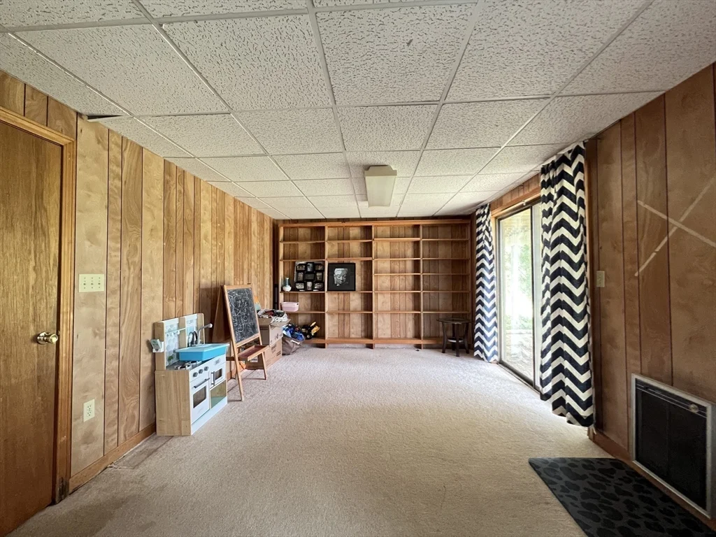 3 bed, 2 bath apartment for rent at 92 Fifer Ln Unit 92, Lexington — photo 18 of 24