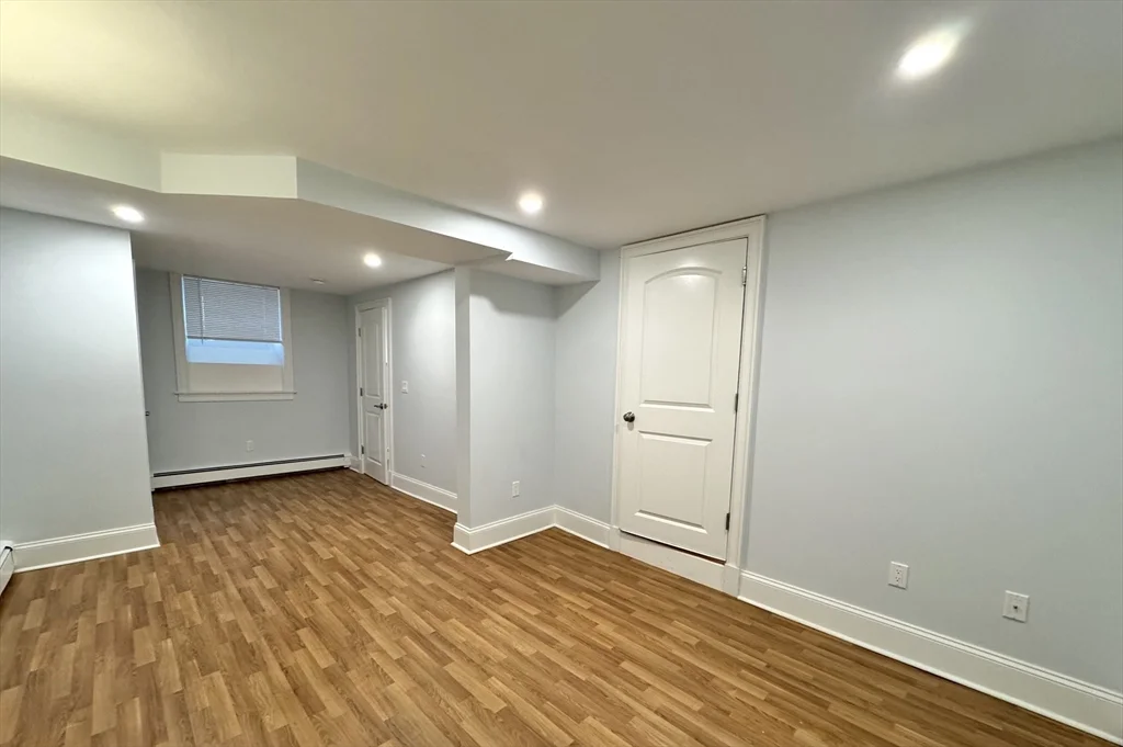 3 bed, 3 bath apartment for rent at 92 Fitchburg St Unit 1, Watertown — photo 24 of 28