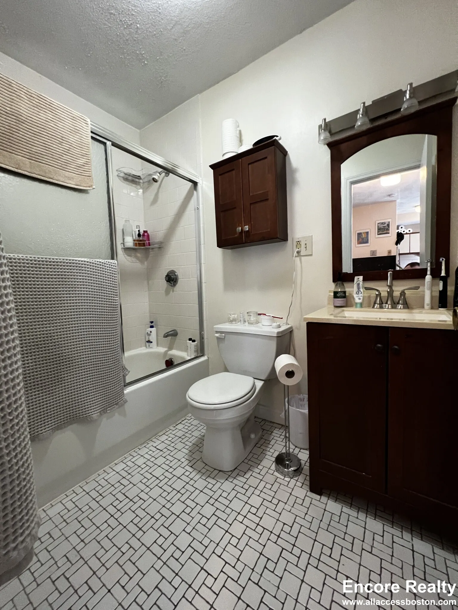 Studio bed, 1 bath apartment for rent at 92 Gordon St Unit 205, Brighton — photo 6 of 18