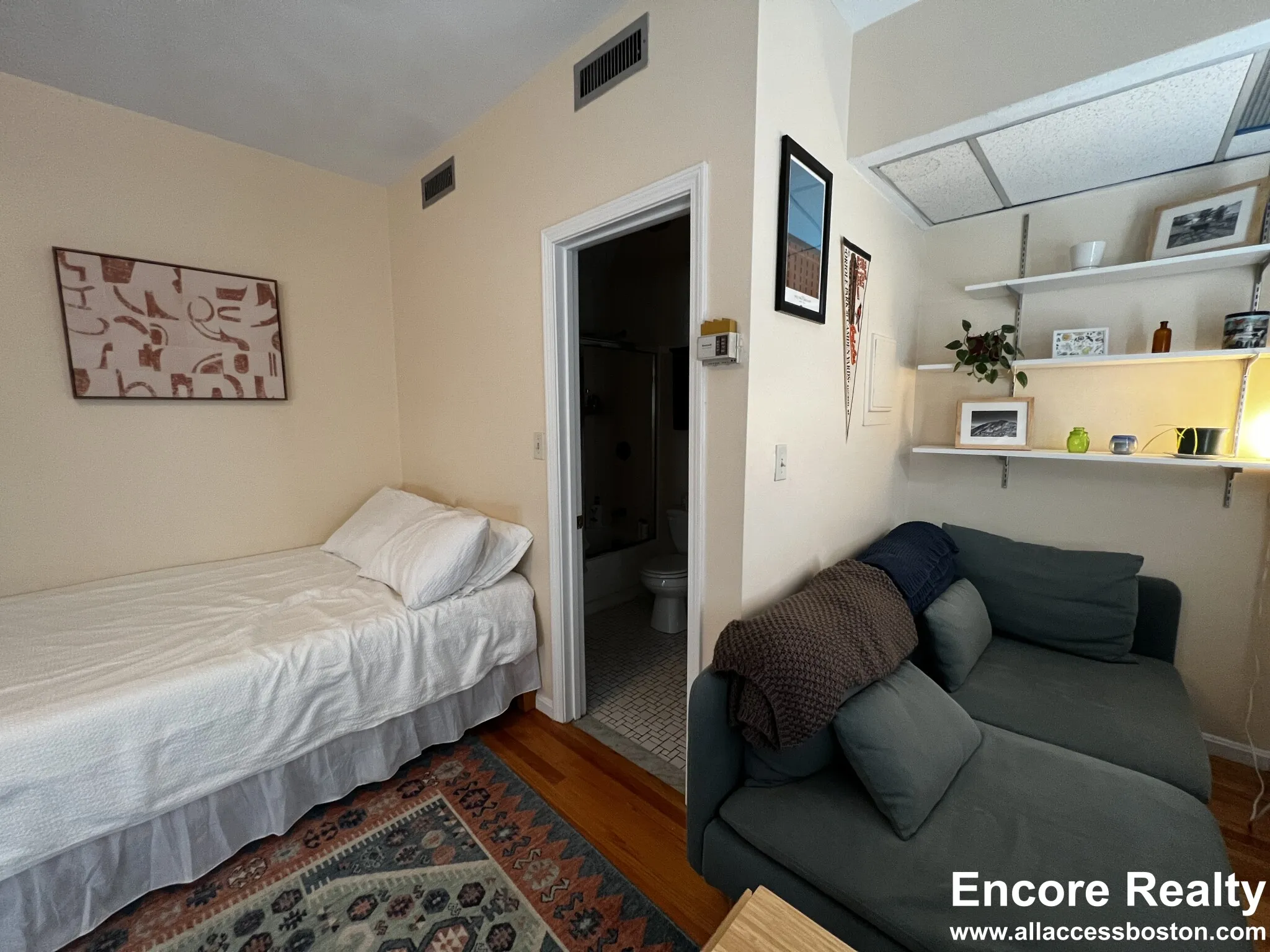 Studio bed, 1 bath apartment for rent at 92 Gordon St Unit 205, Brighton — photo 9 of 18