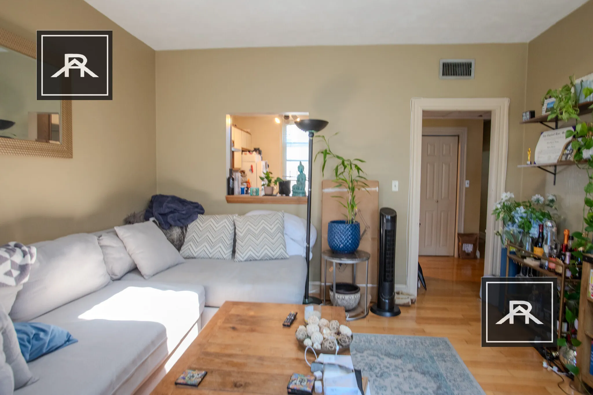 2 bed, 1 bath apartment for rent at 92 Gordon St Unit 401, Brighton — photo 3 of 11
