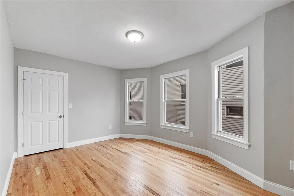 2 bed, 1 bath apartment for rent at 92 Hamilton St Unit 3, Worcester — photo 10 of 14