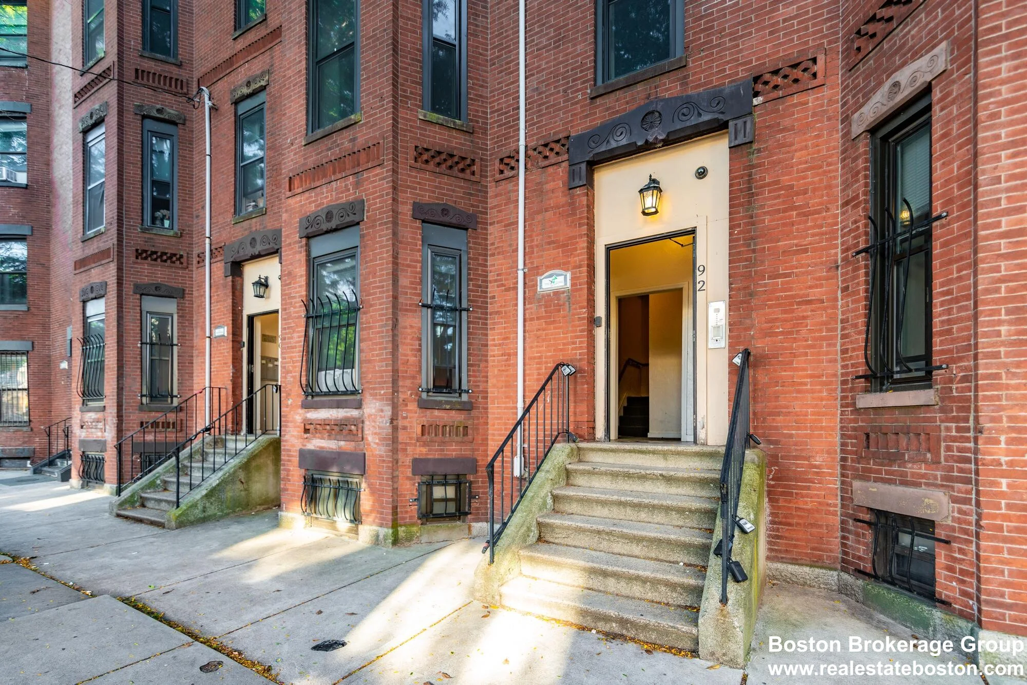 3 bed, 1 bath apartment for rent at 92 Hammond St Unit 1a, Roxbury — photo 7 of 7