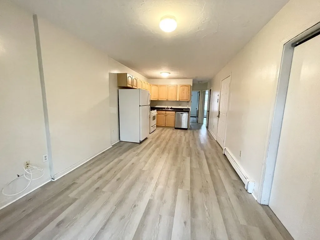 2 bed, 1 bath apartment for rent at 92 Hammond St Unit 2, Roxbury — photo 4 of 10
