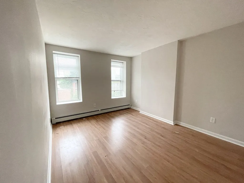 3 bed, 1 bath apartment for rent at 92 Hammond St Unit 4, South End — photo 11 of 21