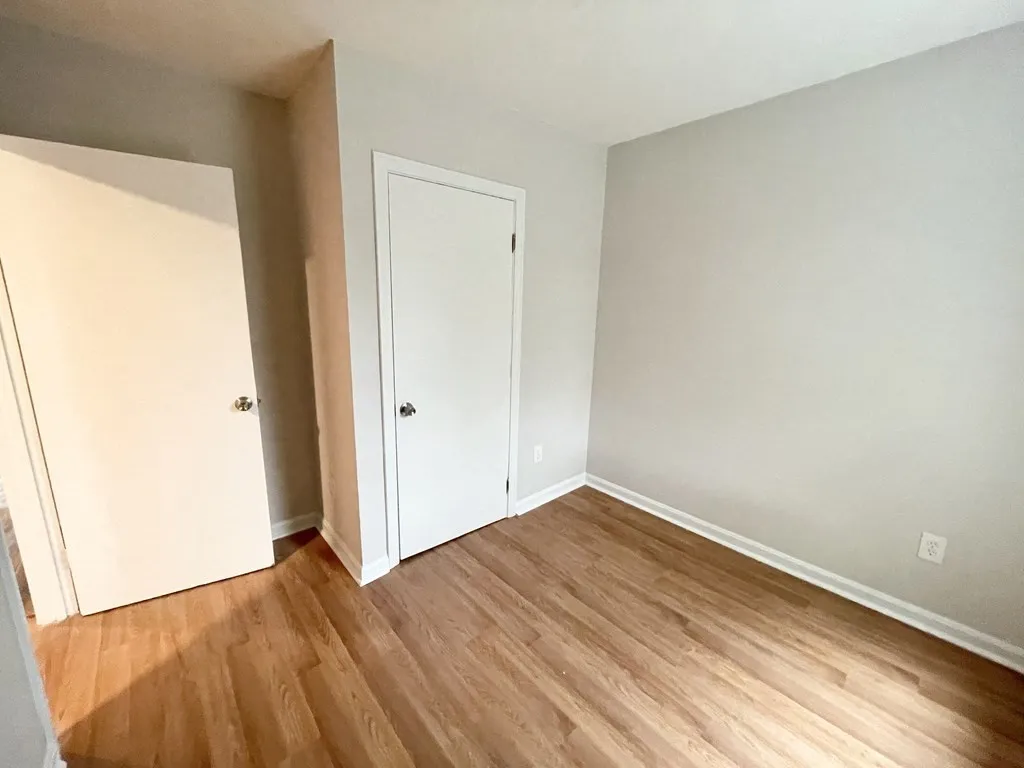 3 bed, 1 bath apartment for rent at 92 Hammond St Unit 4, South End — photo 13 of 21