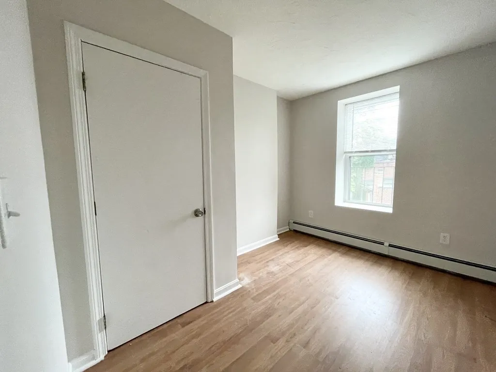3 bed, 1 bath apartment for rent at 92 Hammond St Unit 4, South End — photo 14 of 21