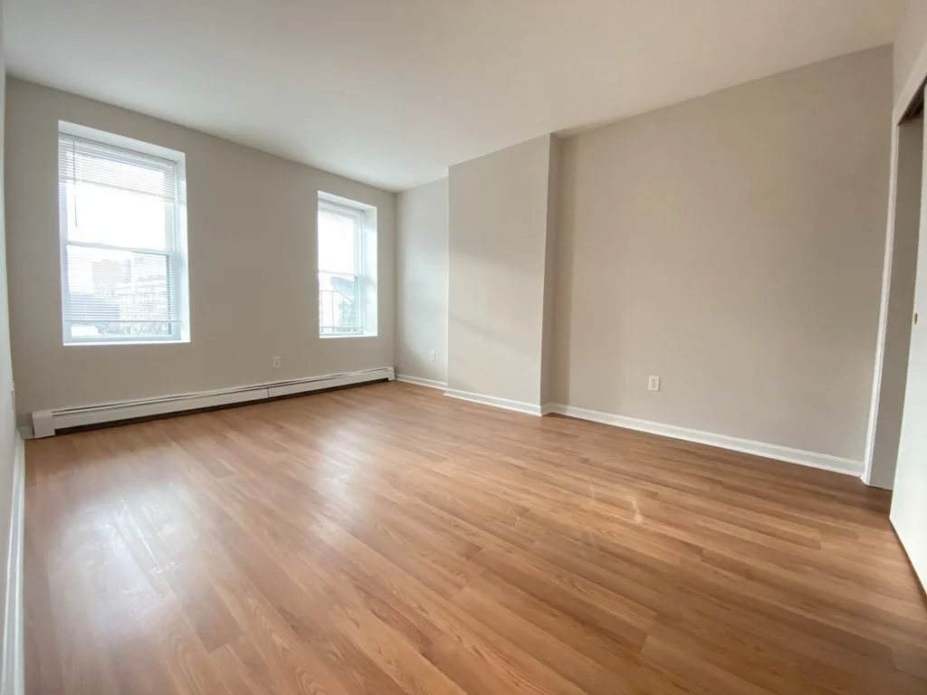 3 bed, 1 bath apartment for rent at 92 Hammond St Unit 5, South End — photo 12 of 16