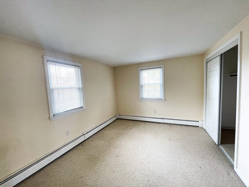 4 bed, 2 bath apartment for rent at 92 James Cir Unit 92, Mashpee — photo 21 of 34