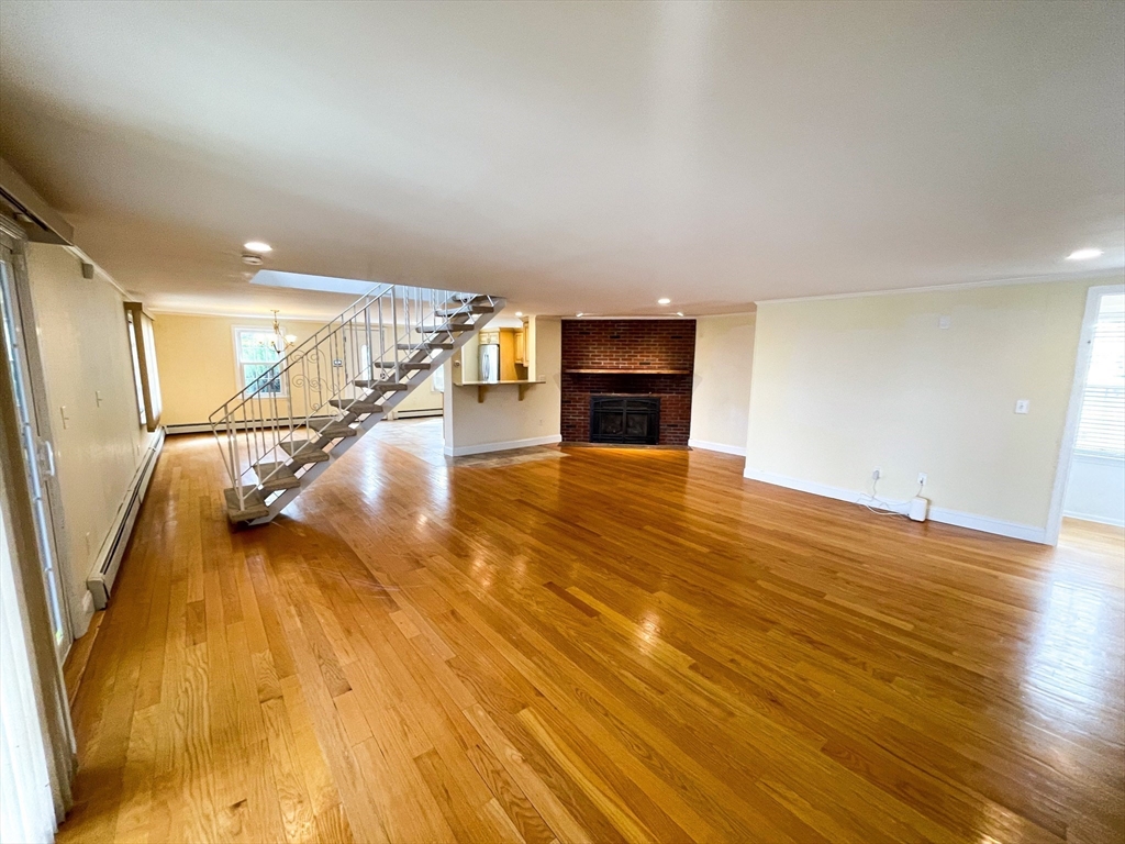 4 bed, 2 bath apartment for rent at 92 James Cir Unit 92, Mashpee — photo 16 of 34