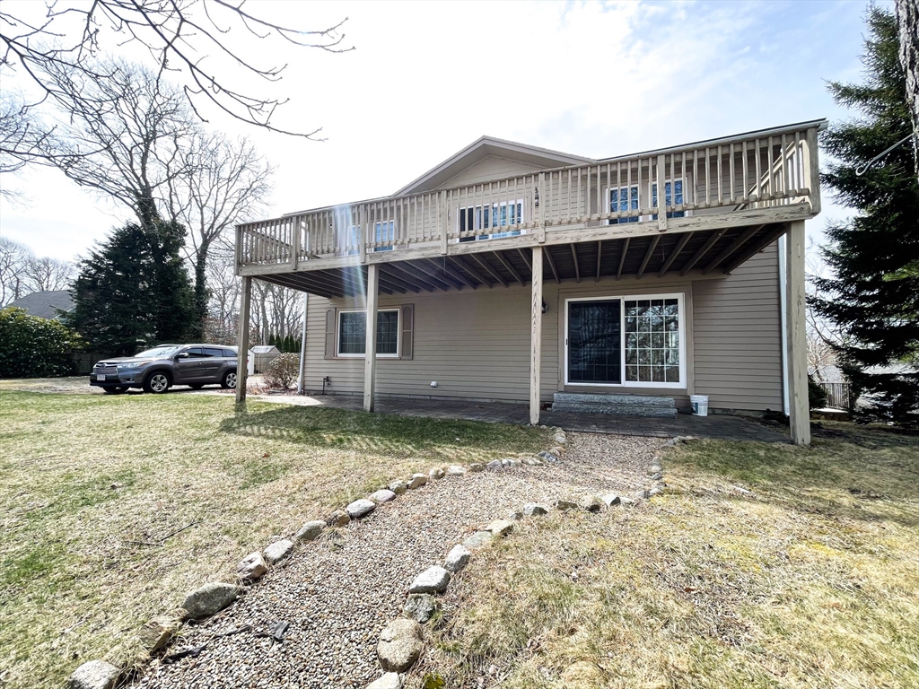4 bed, 2 bath apartment for rent at 92 James Cir Unit 92, Mashpee — photo 6 of 34