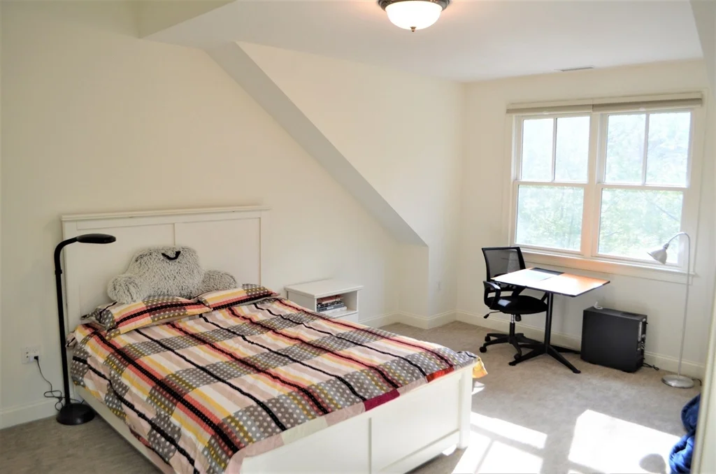 3 bed, 3 bath apartment for rent at 92 Johnson Woods Dr Unit 92, Reading — photo 16 of 35