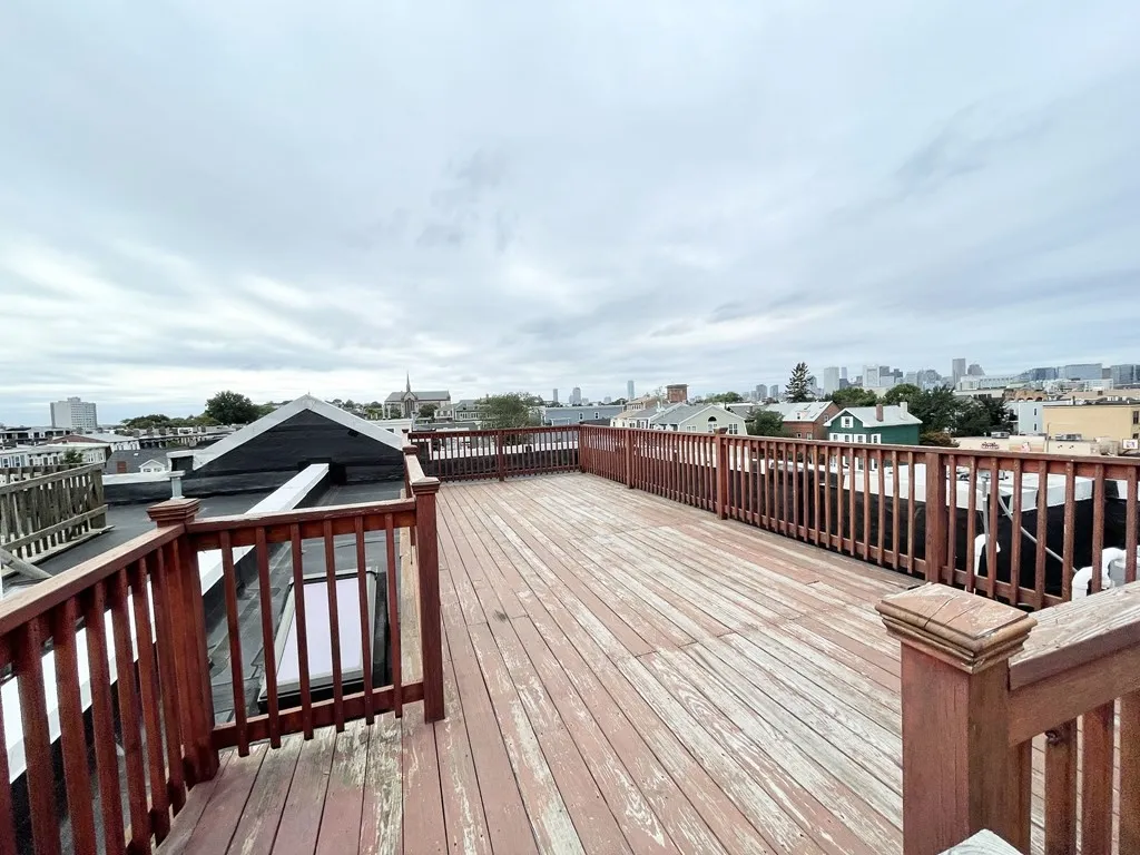 3 bed, 1 bath apartment for rent at 92 L St Unit 3, South Boston — photo 12 of 12