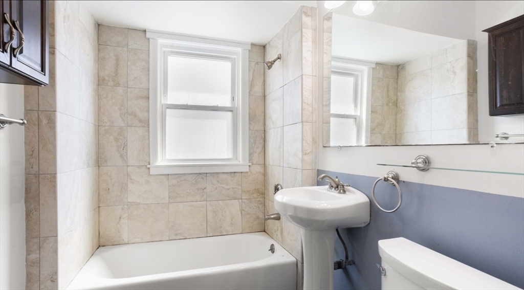 4 bed, 2 bath apartment for rent at 92 Litchfield St Unit 2, Brighton — photo 19 of 29