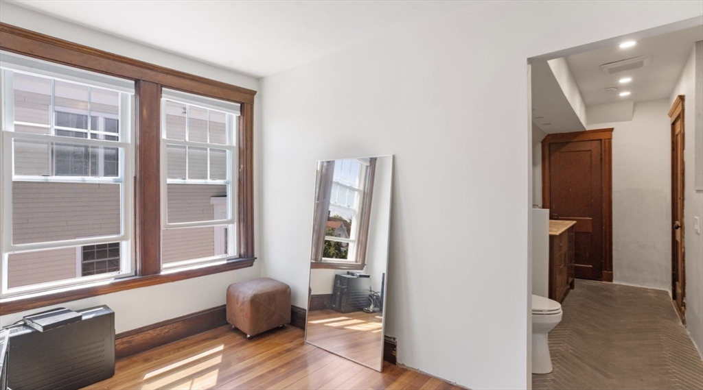 4 bed, 2 bath apartment for rent at 92 Litchfield St Unit 2, Brighton — photo 20 of 29