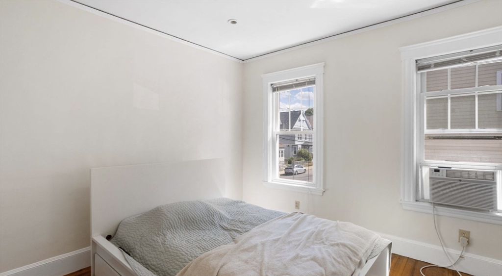 4 bed, 2 bath apartment for rent at 92 Litchfield St Unit 2, Brighton — photo 16 of 29