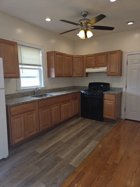 4 bed, 1 bath apartment for rent at 92 Lucerne St Unit 2, Dorchester — photo 1 of 7