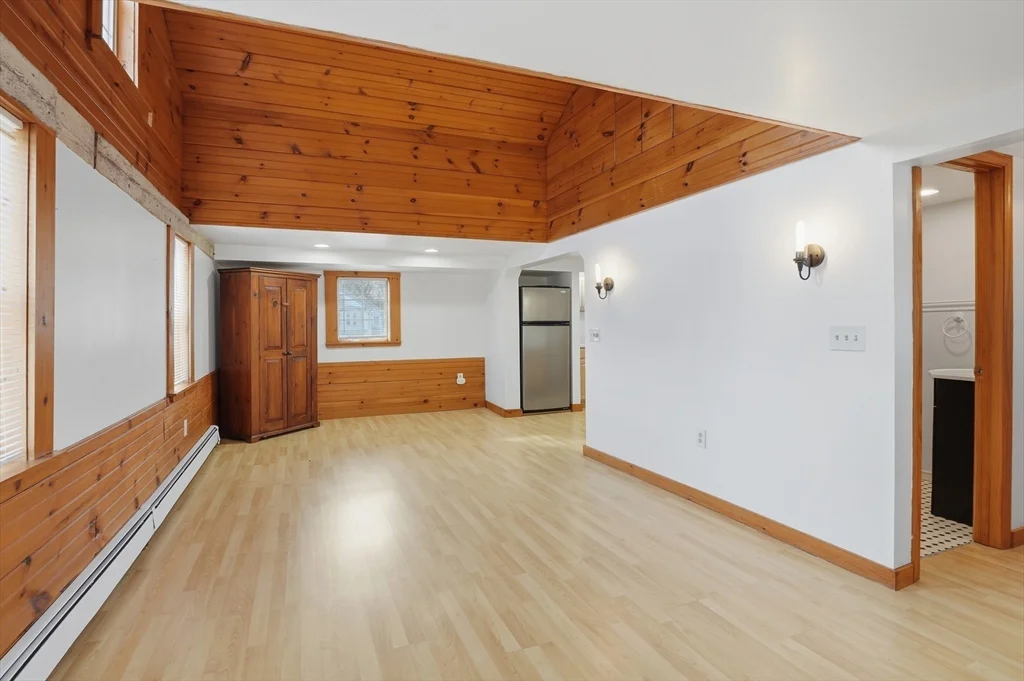2 bed, 1 bath apartment for rent at 92 Main St Unit 1, Hopkinton — photo 9 of 38