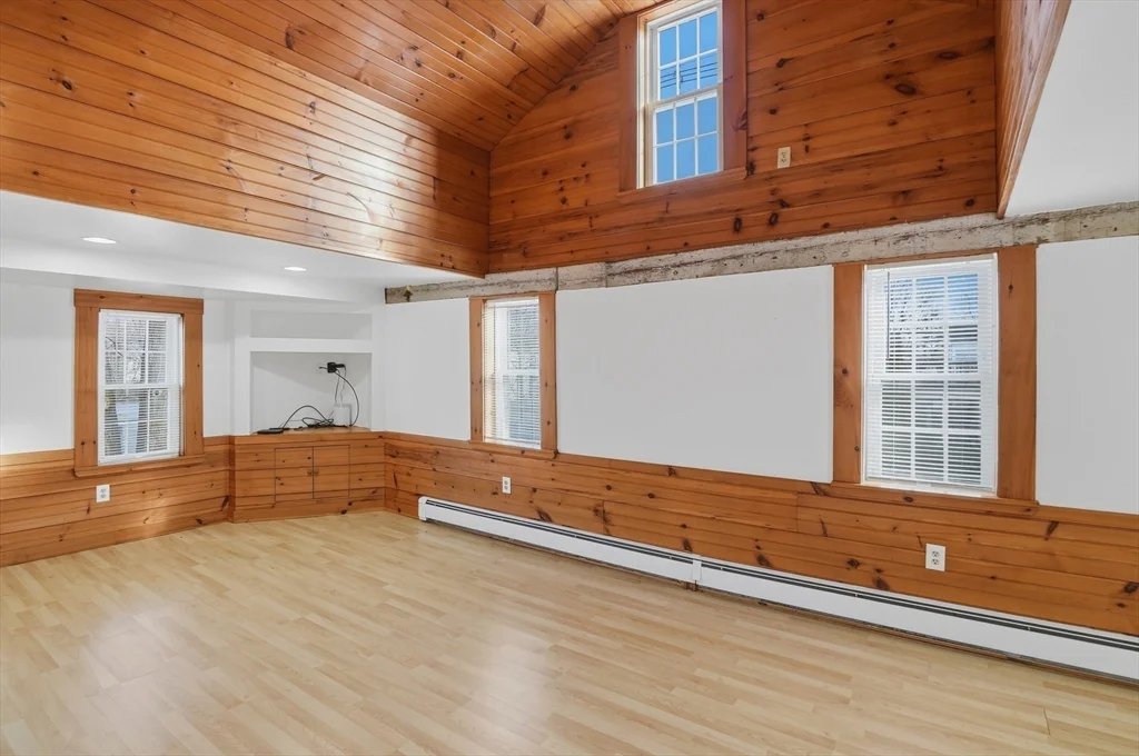 2 bed, 1 bath apartment for rent at 92 Main St Unit 1, Hopkinton — photo 11 of 38