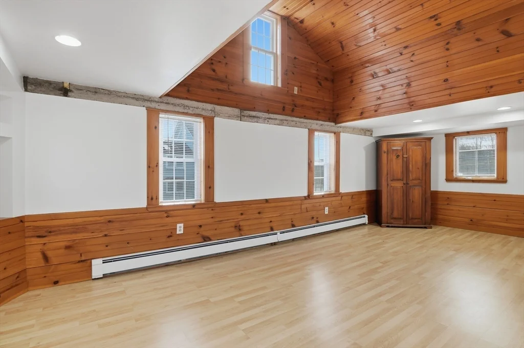 2 bed, 1 bath apartment for rent at 92 Main St Unit 1, Hopkinton — photo 6 of 38