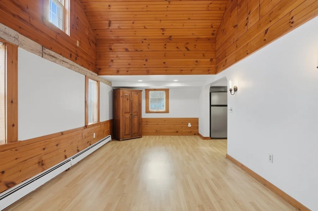 2 bed, 1 bath apartment for rent at 92 Main St Unit 1, Hopkinton — photo 8 of 38