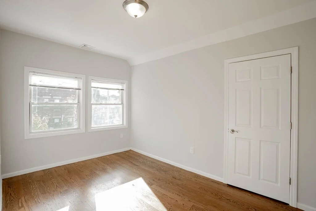 3 bed, 1 bath apartment for rent at 92 Maple St Unit 6, Dorchester — photo 4 of 9