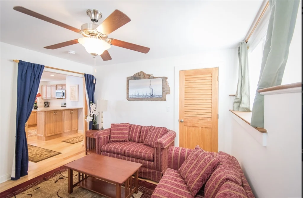 2 bed, 2 bath apartment for rent at 92 Marion Rd Lower Unit, Sand Hills — photo 7 of 9