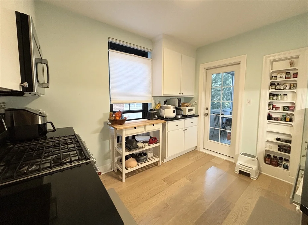 2 bed, 2 bath apartment for rent at 92 Marion St Unit 4, Coolidge Corner — photo 7 of 18