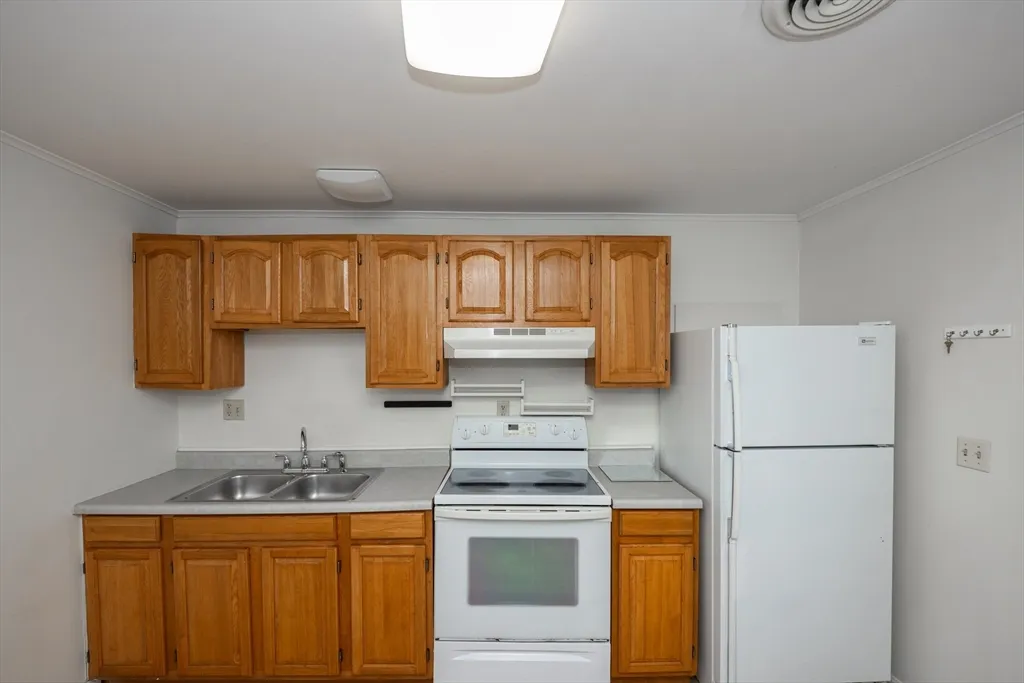 1 bed, 1 bath apartment for rent at 92 Milk St Unit 2, Westborough — photo 6 of 31