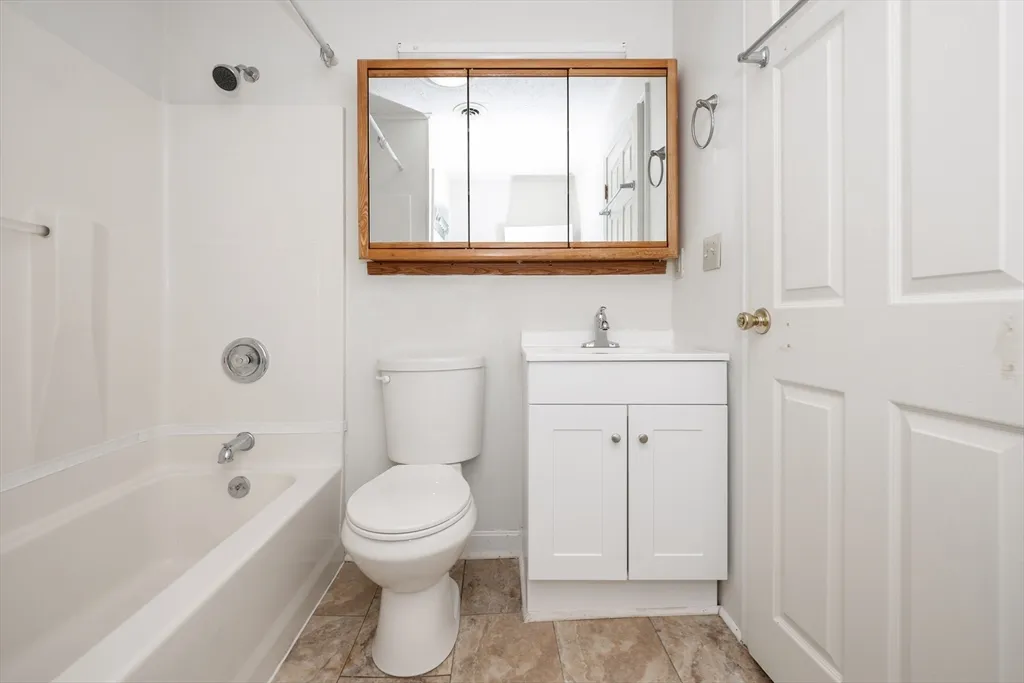 1 bed, 1 bath apartment for rent at 92 Milk St Unit 2, Westborough — photo 24 of 31