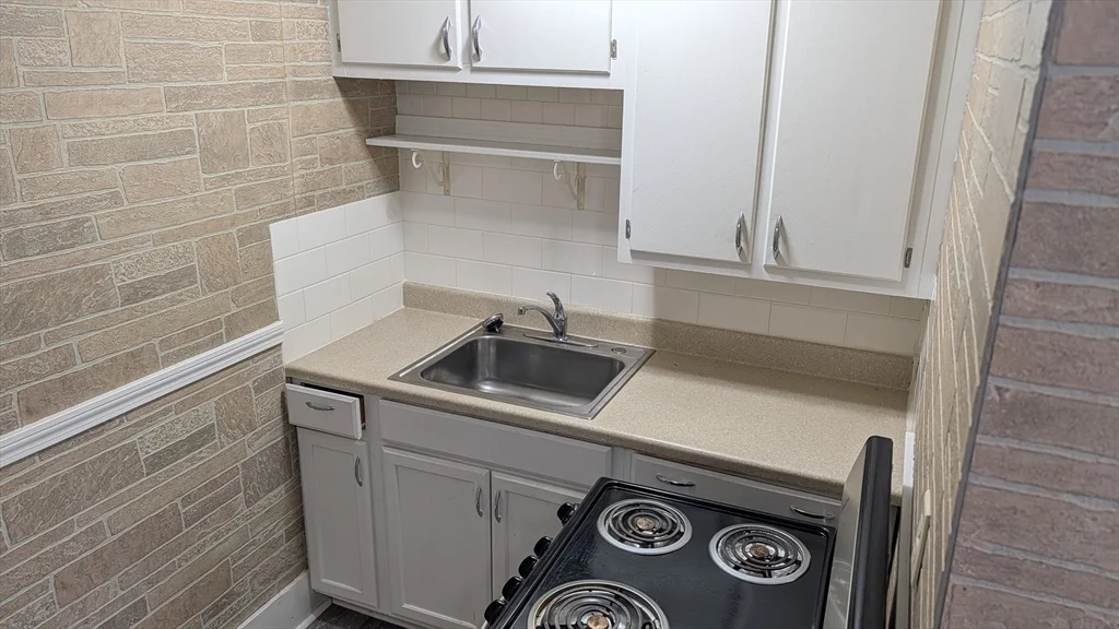 1 bed, 1 bath apartment for rent at 92 North Franklin St Unit 1, Holbrook — photo 16 of 25