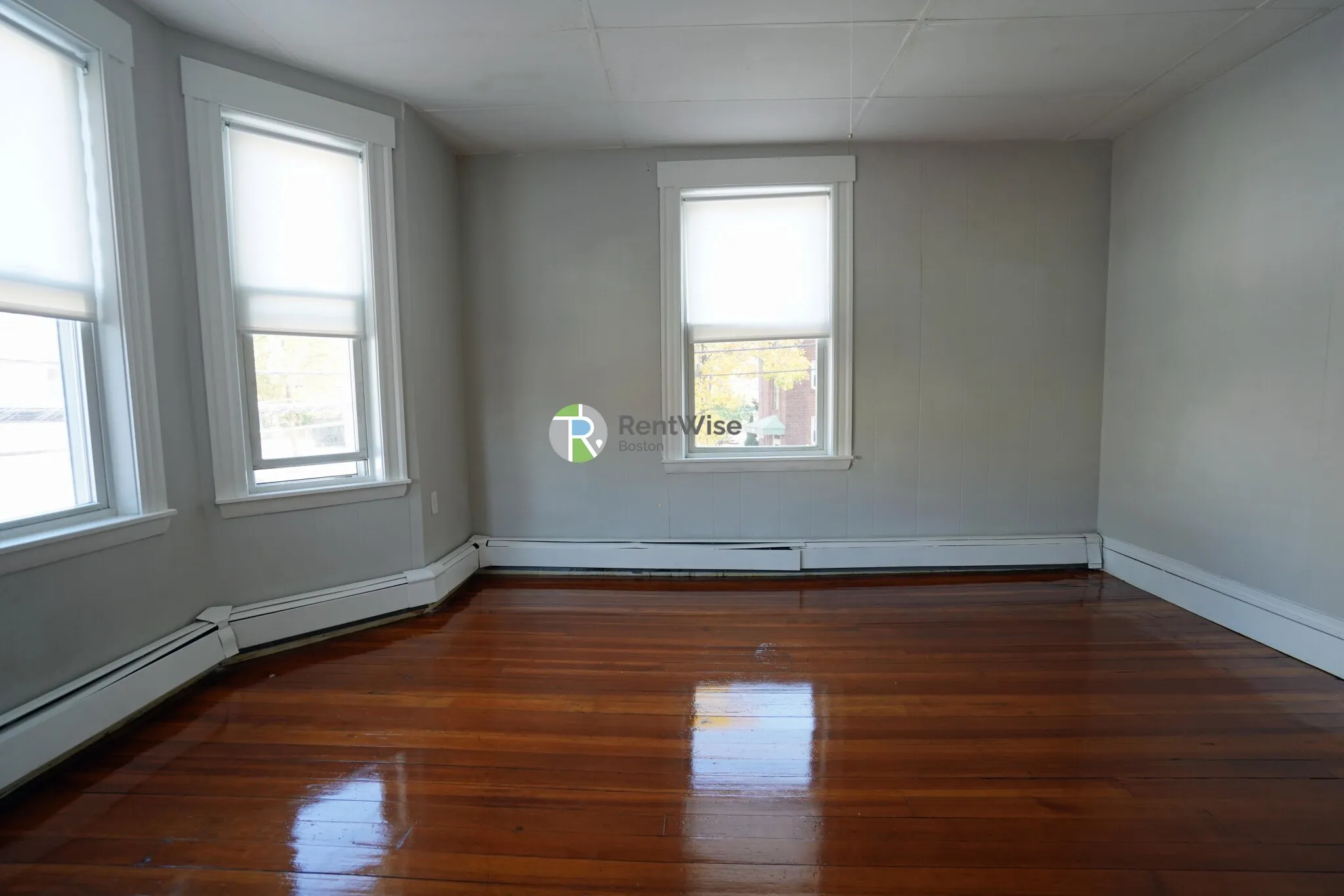 3 bed, 1 bath apartment for rent at 92 Nichols Ave Unit A, East Watertown — photo 4 of 23