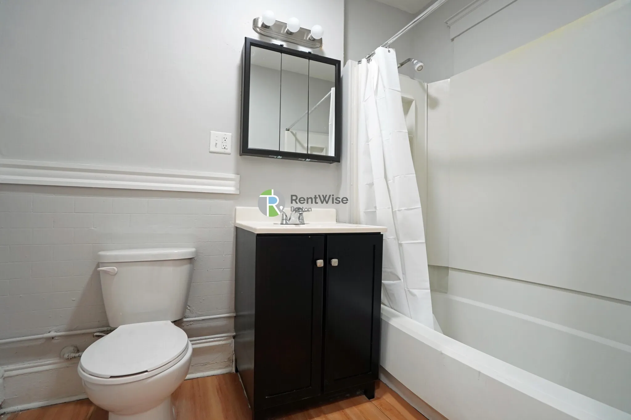 3 bed, 1 bath apartment for rent at 92 Nichols Ave Unit A, East Watertown — photo 16 of 23