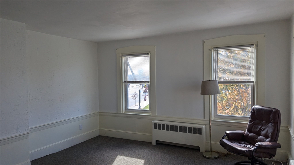 1 bed, 1 bath apartment for rent at 92 North Franklin St Unit 4, Holbrook — photo 9 of 9