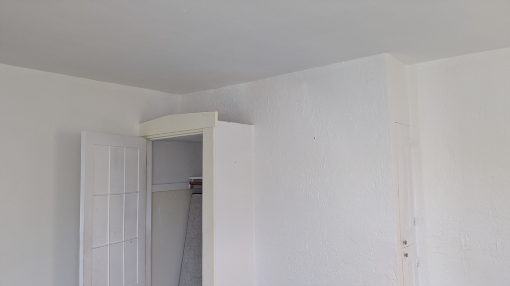 1 bed, 1 bath apartment for rent at 92 North Franklin St Unit 4, Holbrook — photo 8 of 9