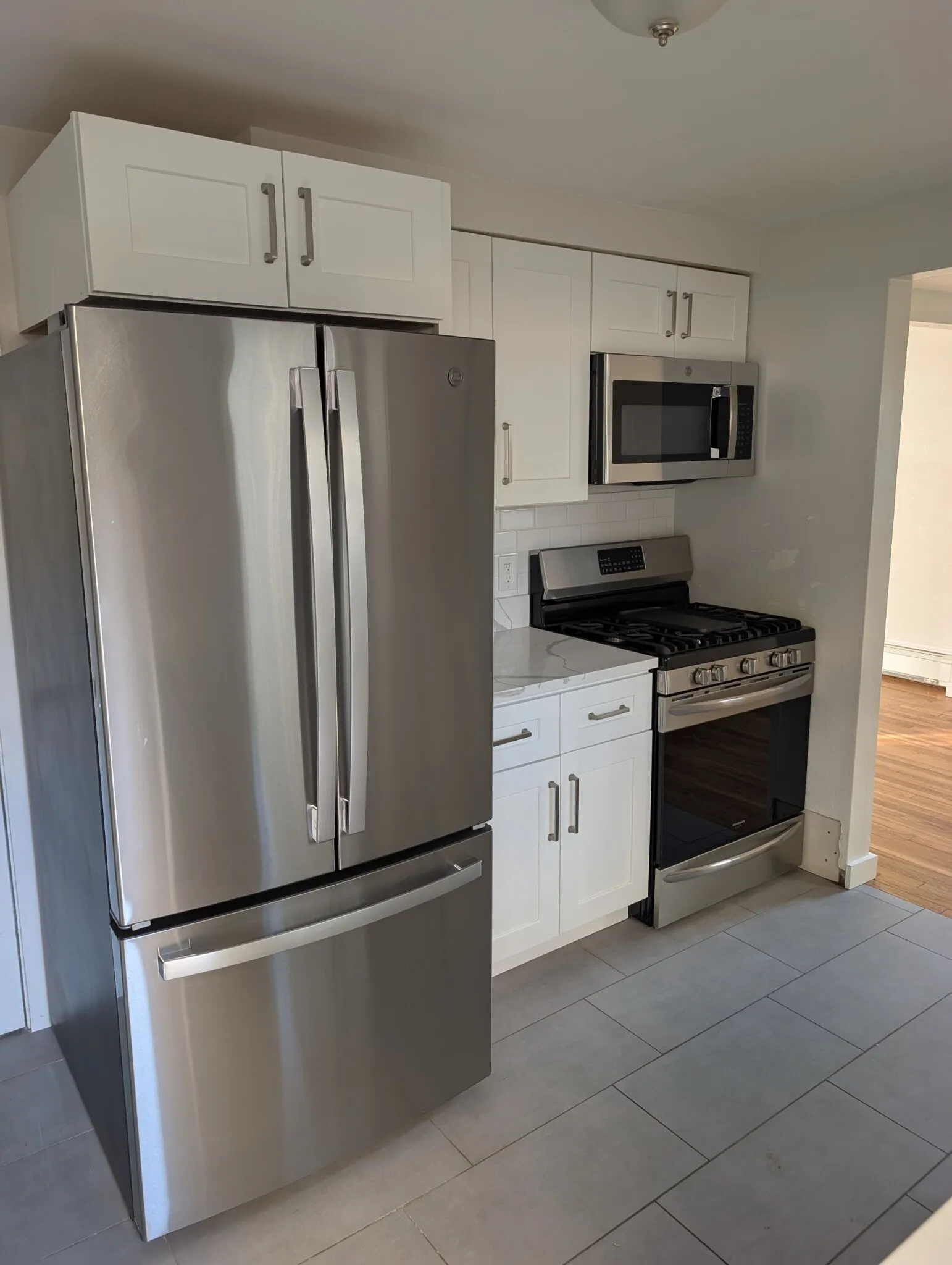 3 bed, 1 bath apartment for rent at 92 North St Unit 1, West Somerville — photo 7 of 16
