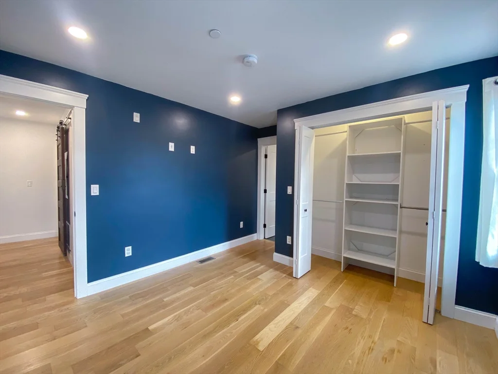 2 bed, 2 bath apartment for rent at 92 North Unit 1, Salem — photo 10 of 14