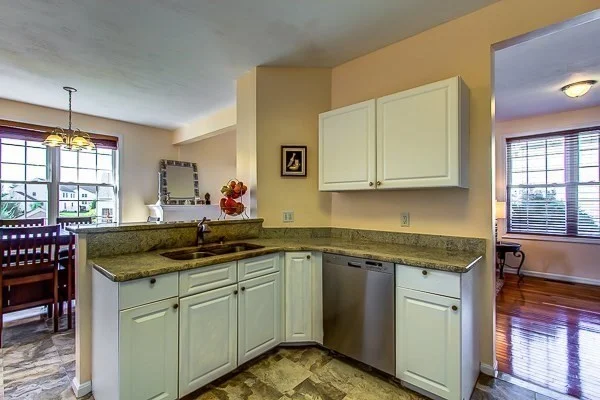 2 bed, 2 bath apartment for rent at 92 Odonnell Ave Unit 92, Shrewsbury — photo 11 of 28