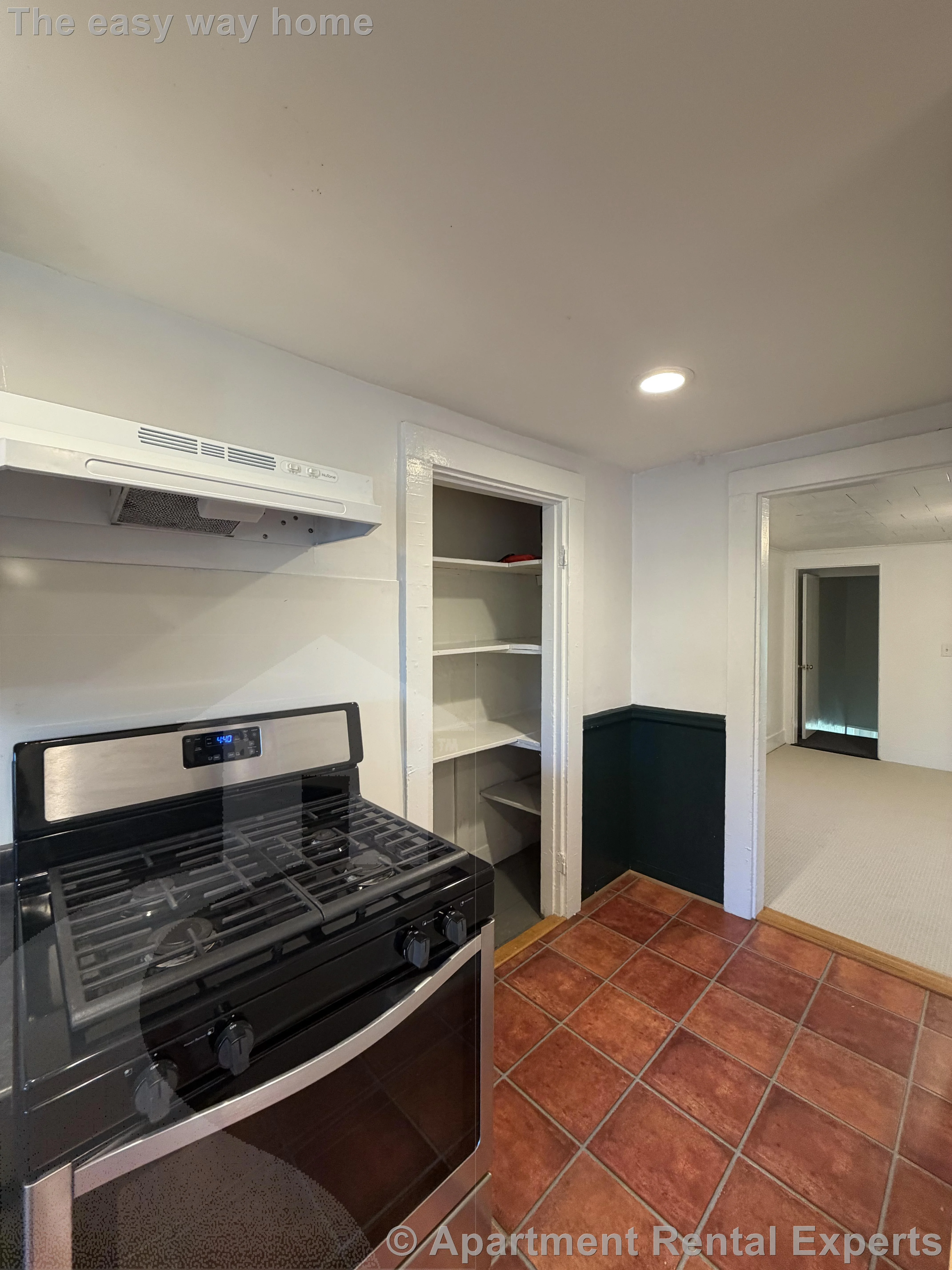 1 bed, 1 bath apartment for rent at 92 Pleasant St Unit 3, Cambridgeport — photo 3 of 13