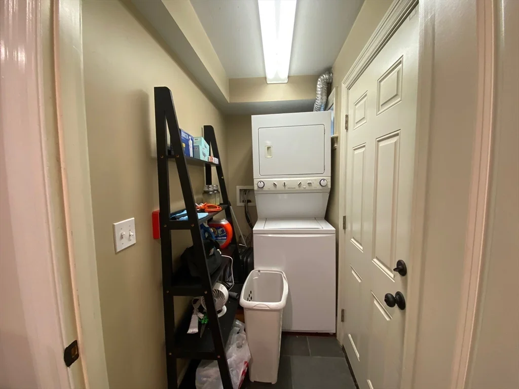 1 bed, 1 bath apartment for rent at 92 Pleasant St Unit Garden, Dorchester — photo 8 of 11