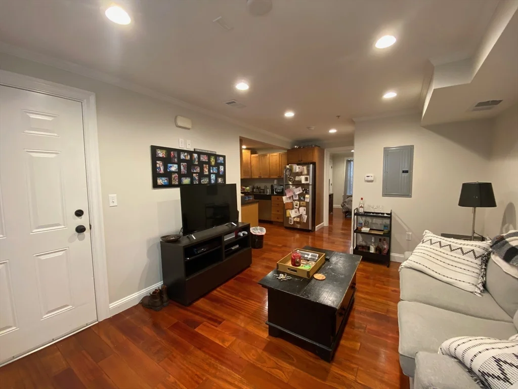 1 bed, 1 bath apartment for rent at 92 Pleasant St Unit Garden, Dorchester — photo 3 of 11